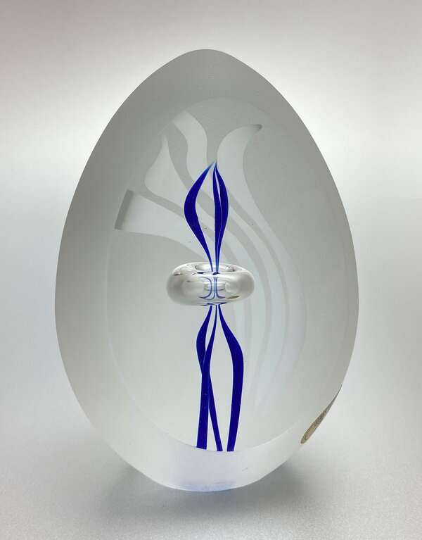 BLUE EGG-SHAPED CRYSTAL